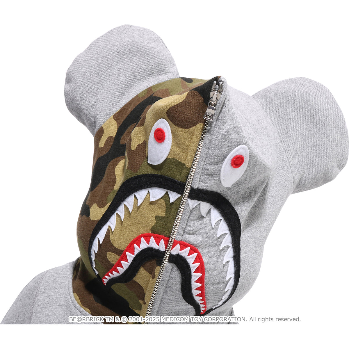 LEGACY CAMO SHARK BE@RBRICK 1000%