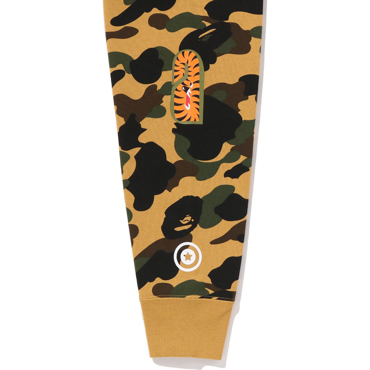 1ST CAMO SHARK CREWNECK SWEATSHIRT MENS