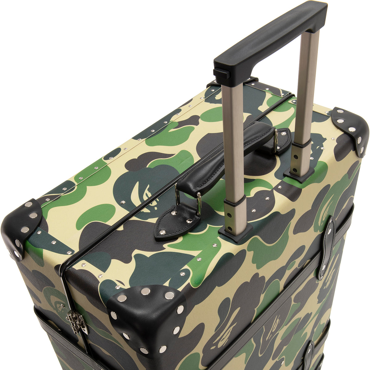 BAPE X GLOBE-TROTTER LARGE 30" CHECK-IN 4 WHEELS