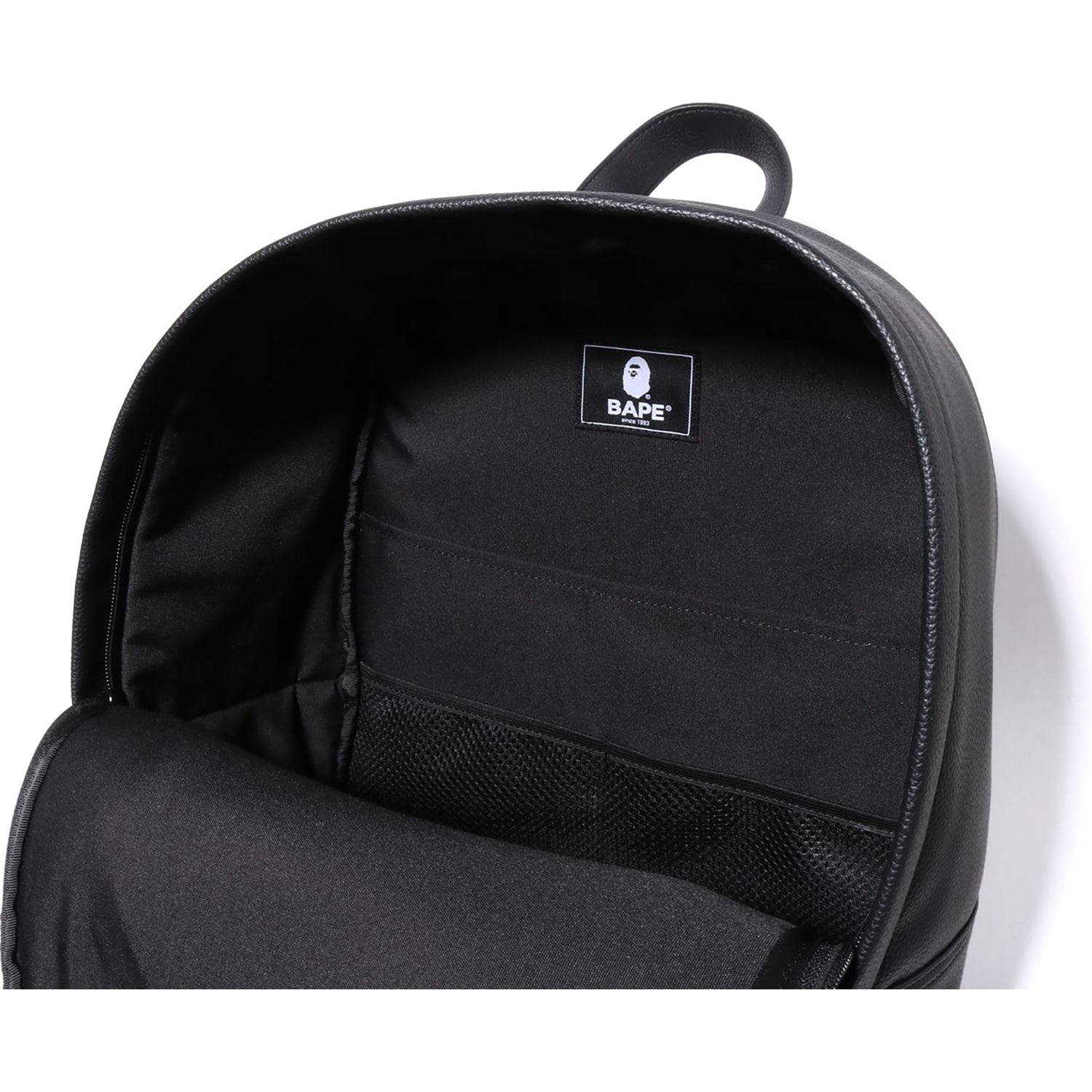 Men's FW25 Shark Daypack with Synthetic Leather Motif & Strap – us