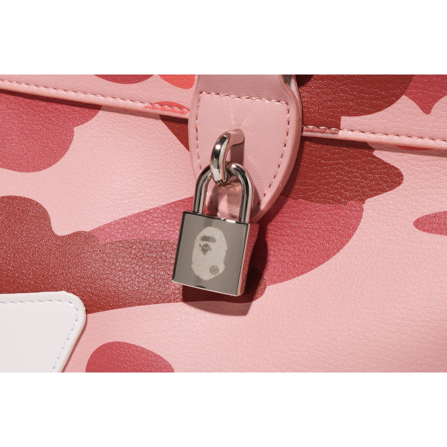 1ST CAMO BOWLING BAG LADIES