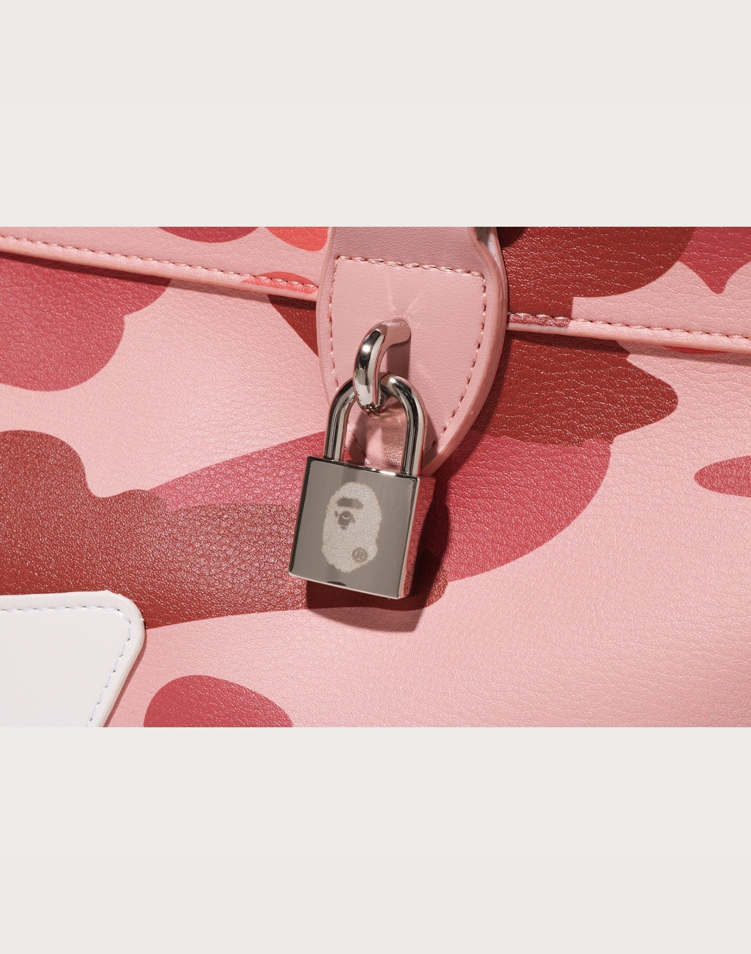 1ST CAMO BOWLING BAG LADIES