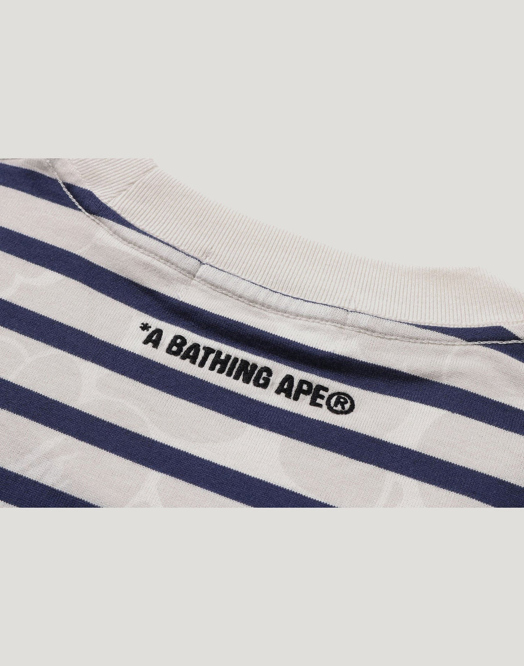 SOLID CAMO STRIPE ONE POINT RELAXED FIT TEE MENS