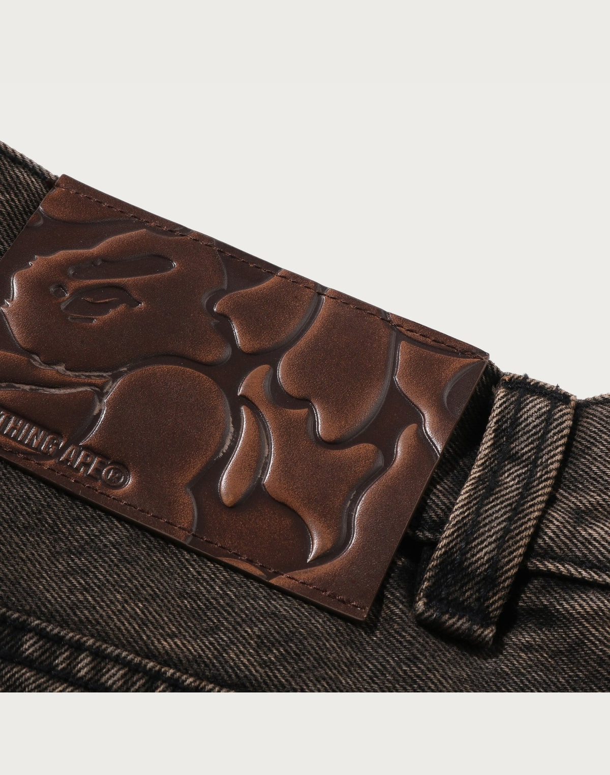BAPE STA PATCH 13 OZ RELAXED FIT DENIM SHORTS M