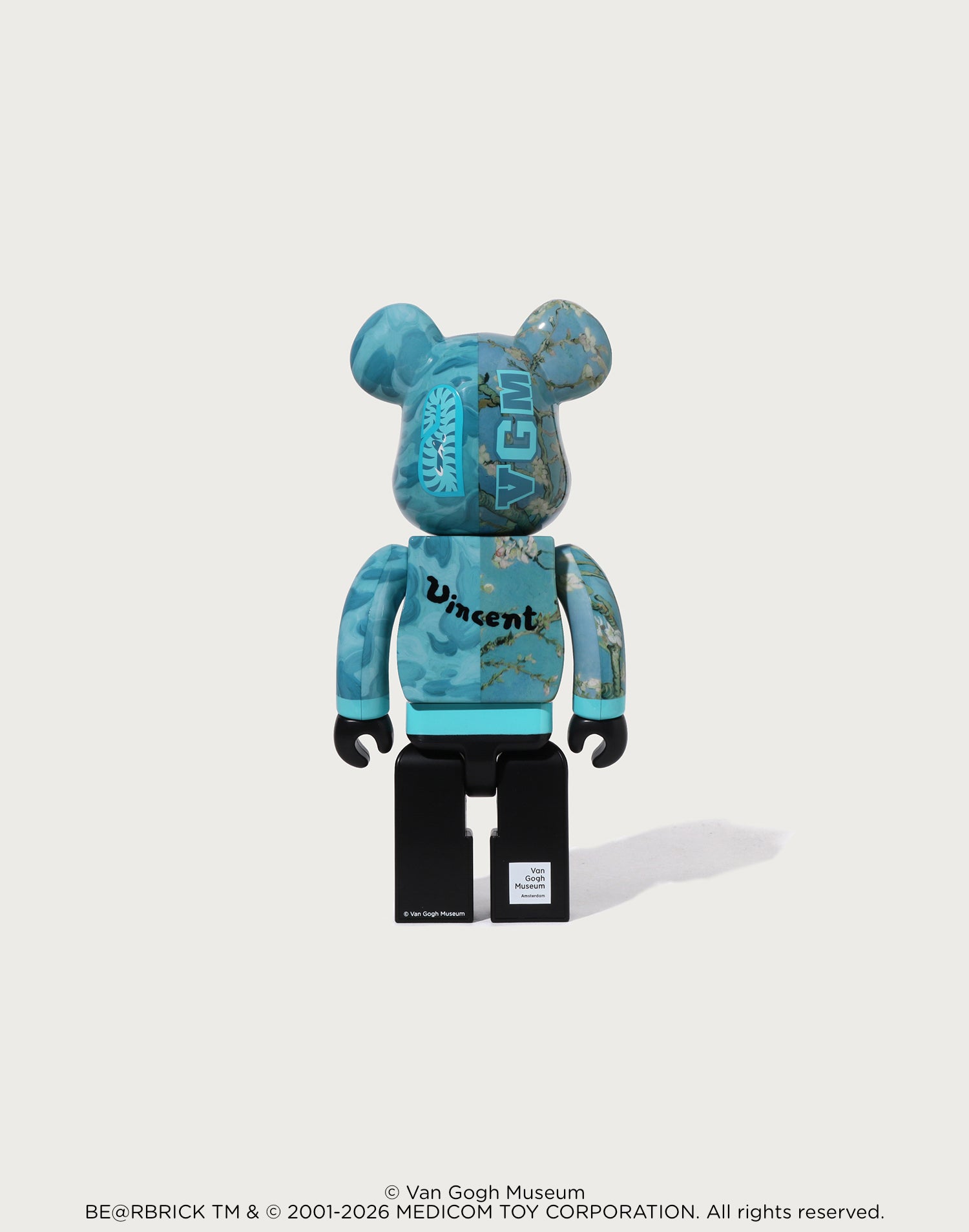 BAPE X VGM - ALMOND BLOSSOM SHARK BE@RBRICK 100%&400% – us.bape.com