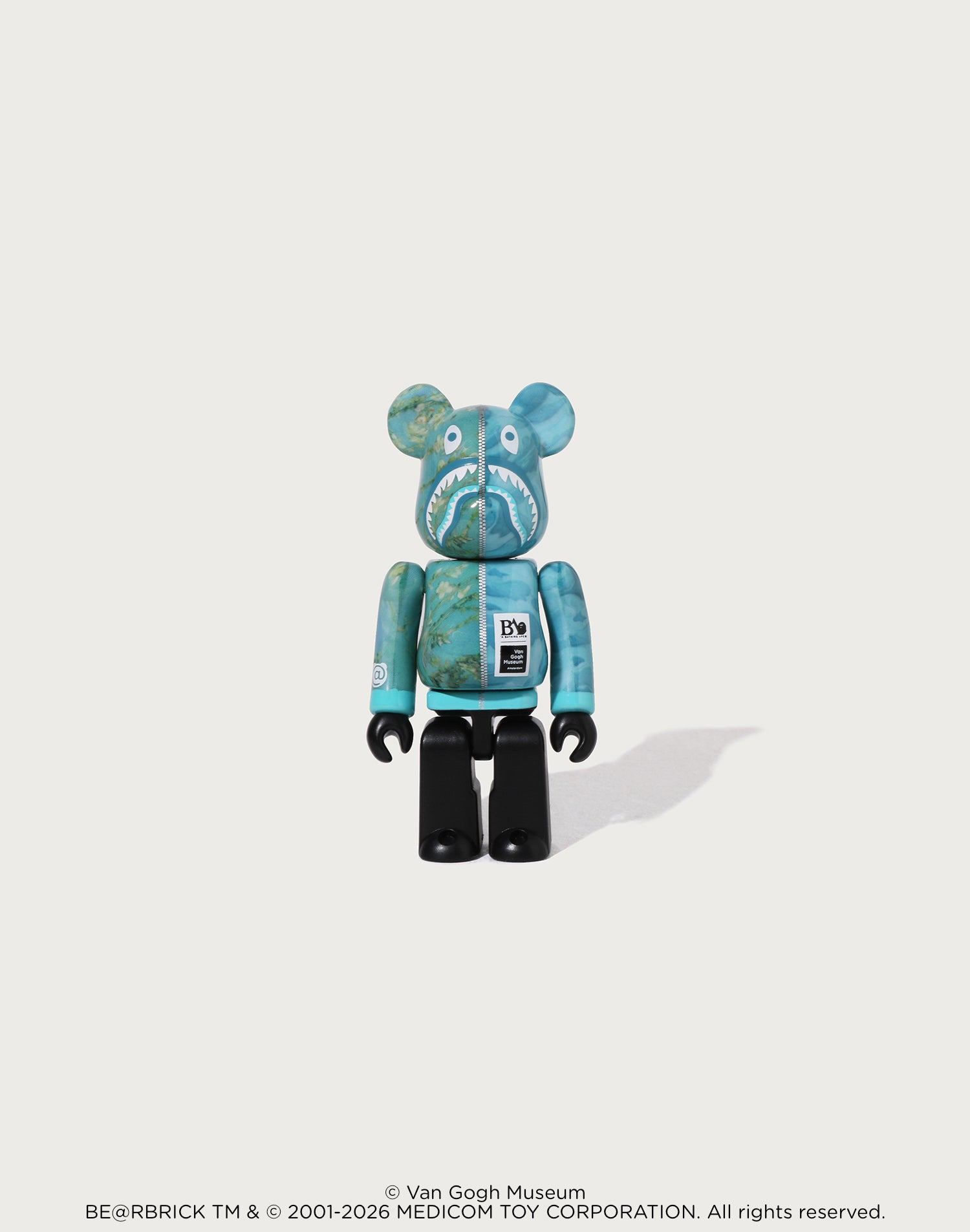 BAPE X VGM - ALMOND BLOSSOM SHARK BE@RBRICK 100%&400% – us.bape.com