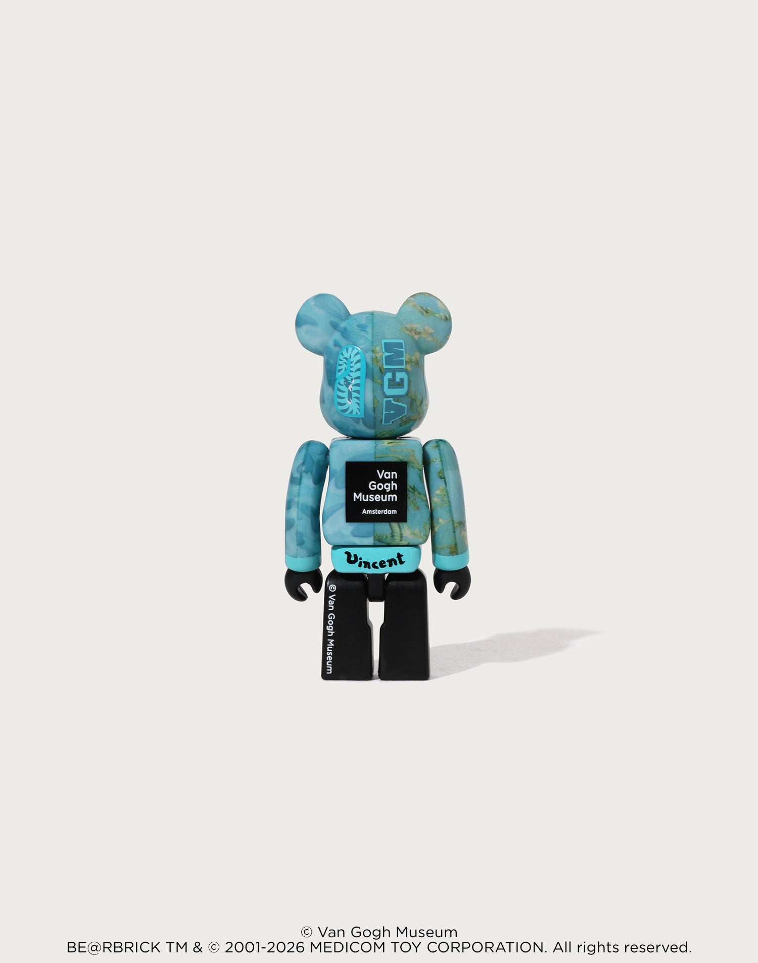 BAPE X VGM - ALMOND BLOSSOM SHARK BE@RBRICK 100%&400% – us.bape.com