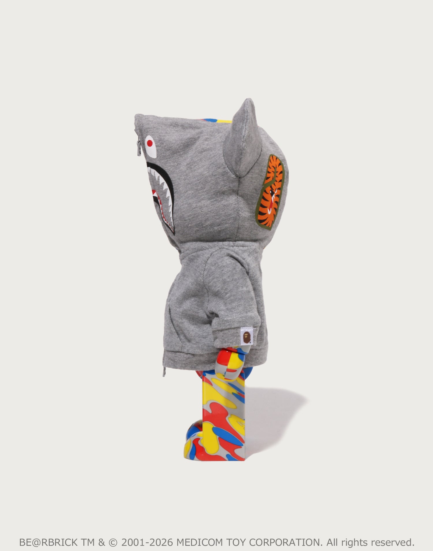 BAPE X MEDICOM TOY 30TH ANNIV. SHARK HOODIE BE@RBRICK 100%&400%
