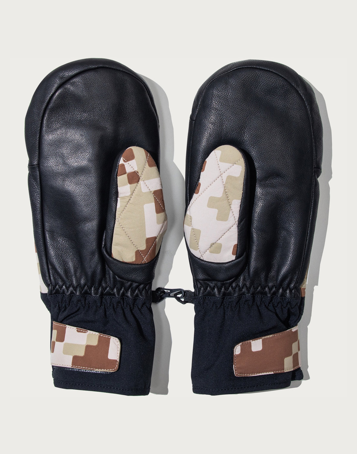 BAPE BY KAZUKI KURAISHI UAP CAMO GLOVES MENS