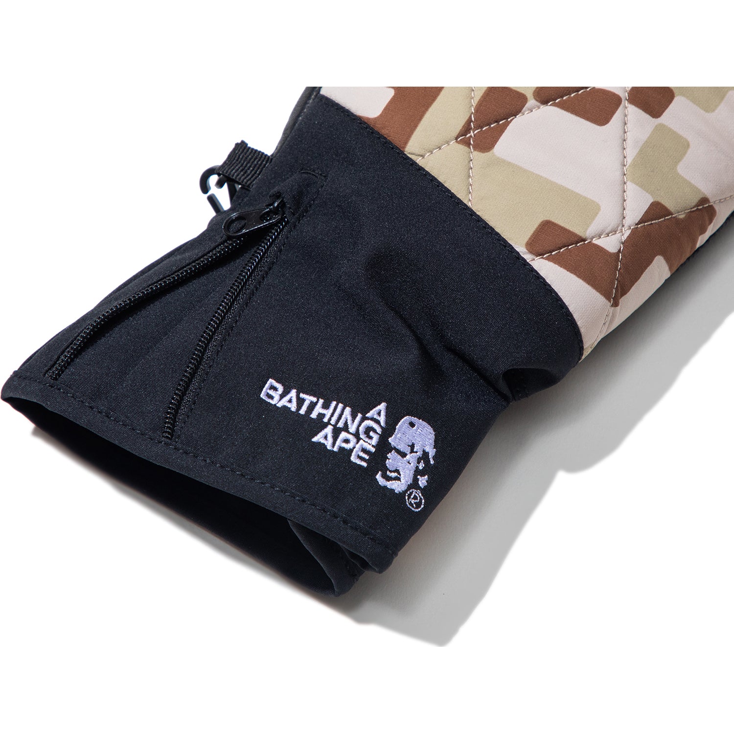 BAPE BY KAZUKI KURAISHI PIXELATE CAMO GLOVES MENS – us.bape.com