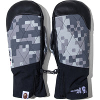 BAPE BY KAZUKI KURAISHI PIXELATE CAMO GLOVES MENS