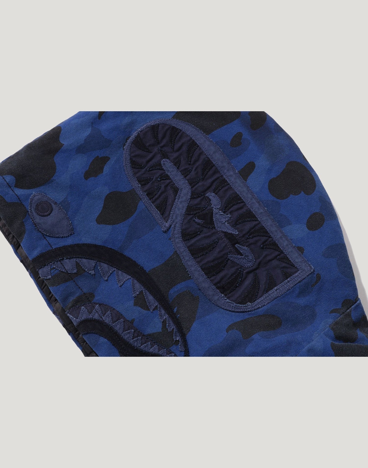 SOLID 1ST CAMO REVERSIBLE SHARK ZIP HEAVY JACKET MENS