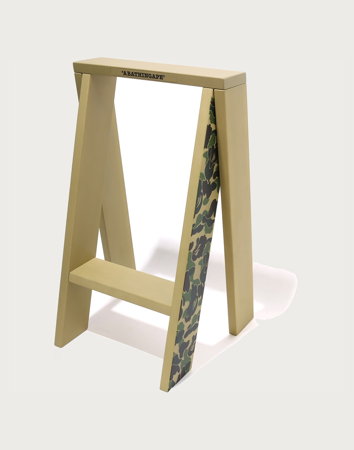 BAPE X ISHINOMAKI LABORATORY ABC CAMO AA STOOL