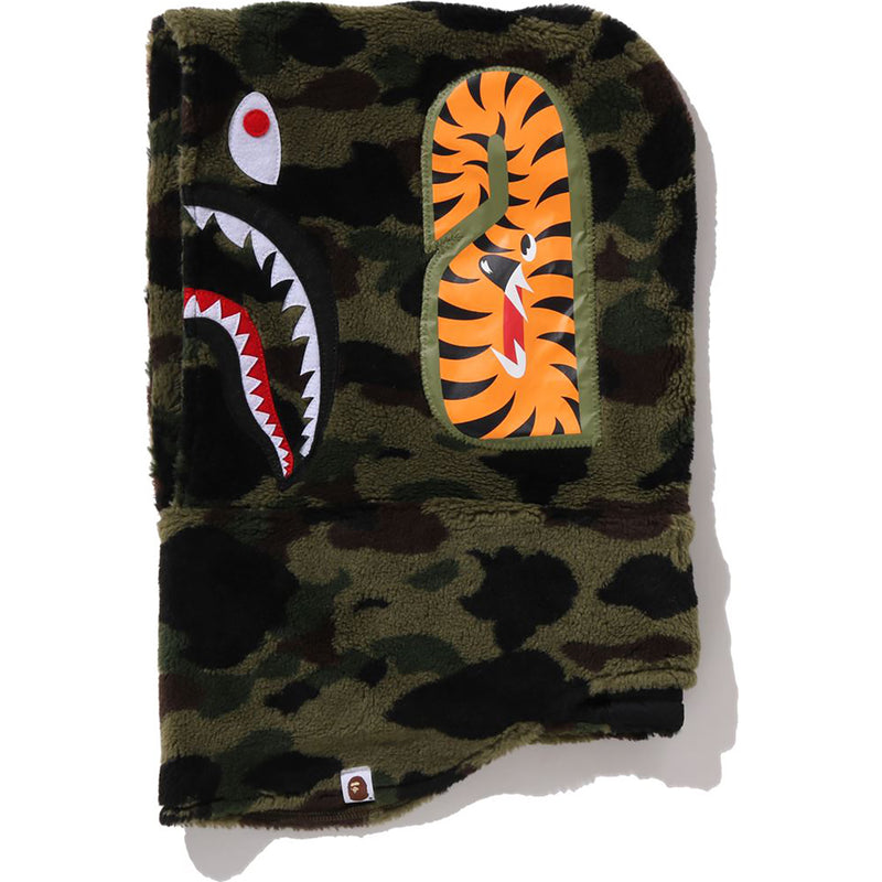 1ST CAMO SHARK BOA SNOOD MENS