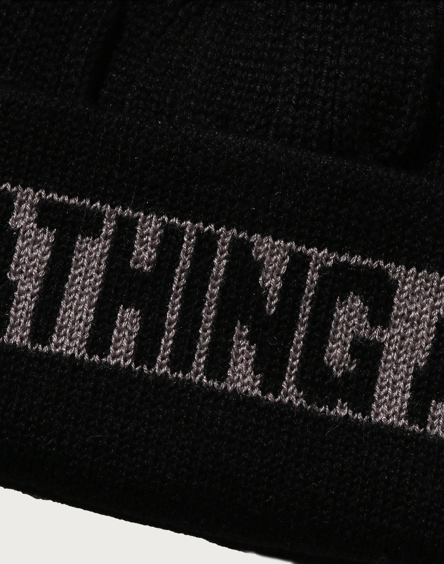 BAPE CABLE KNIT CAP MENS