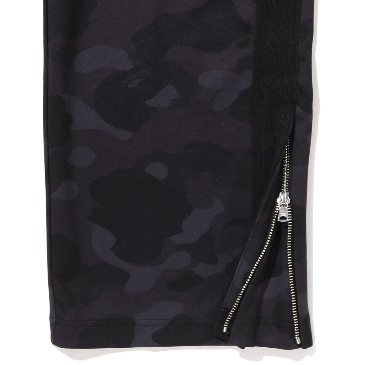 COLOR CAMO METAL LOGO RELAXED FIT TRACK SWEAT PANTS MENS