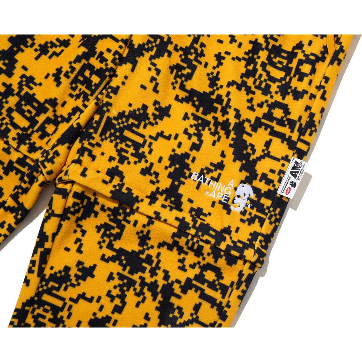 BAPE BY KAZUKI KURAISHI PIXELATE CAMO POLARFLEECE PANTS MENS