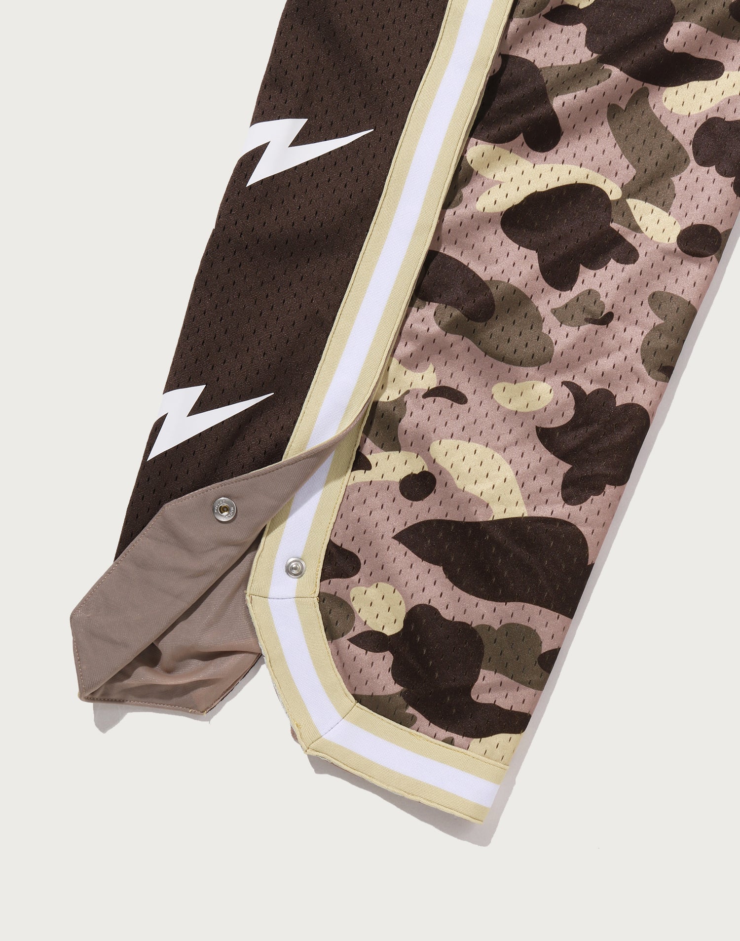 COLOR CAMO MESH HIGH SPLIT SNAP BUTTON RELAXED FIT PANTS MENS