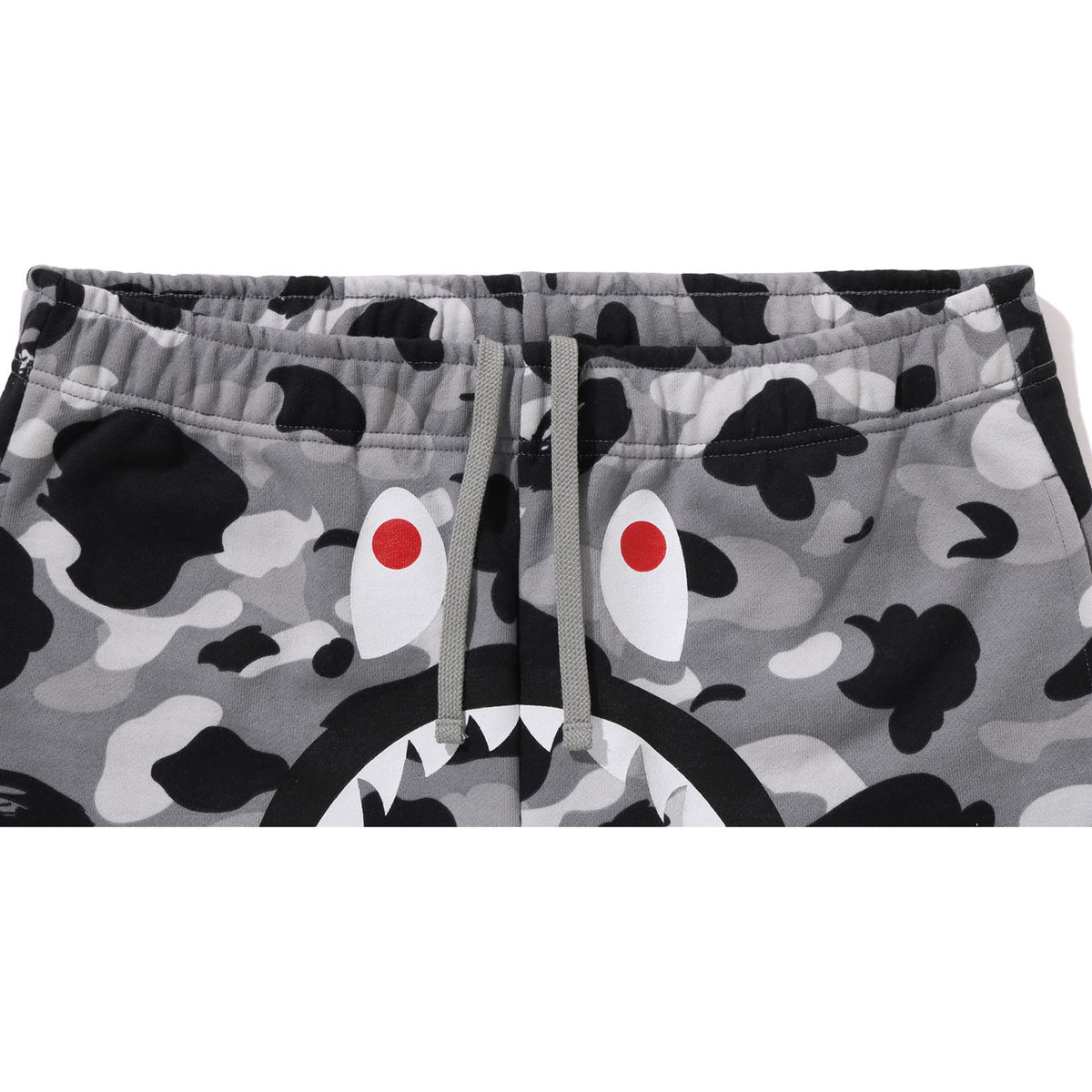 1ST CAMO SHARK REGULAR FIT SWEAT SHORTS MENS