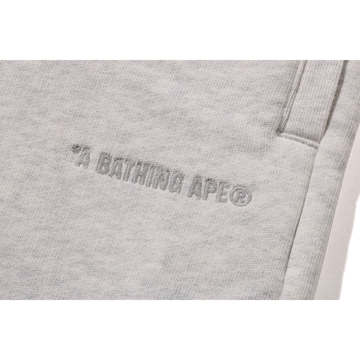 BATHING APE LOGO KNEE LENGTH RELAXED FIT SWEAT SHORTS MENS