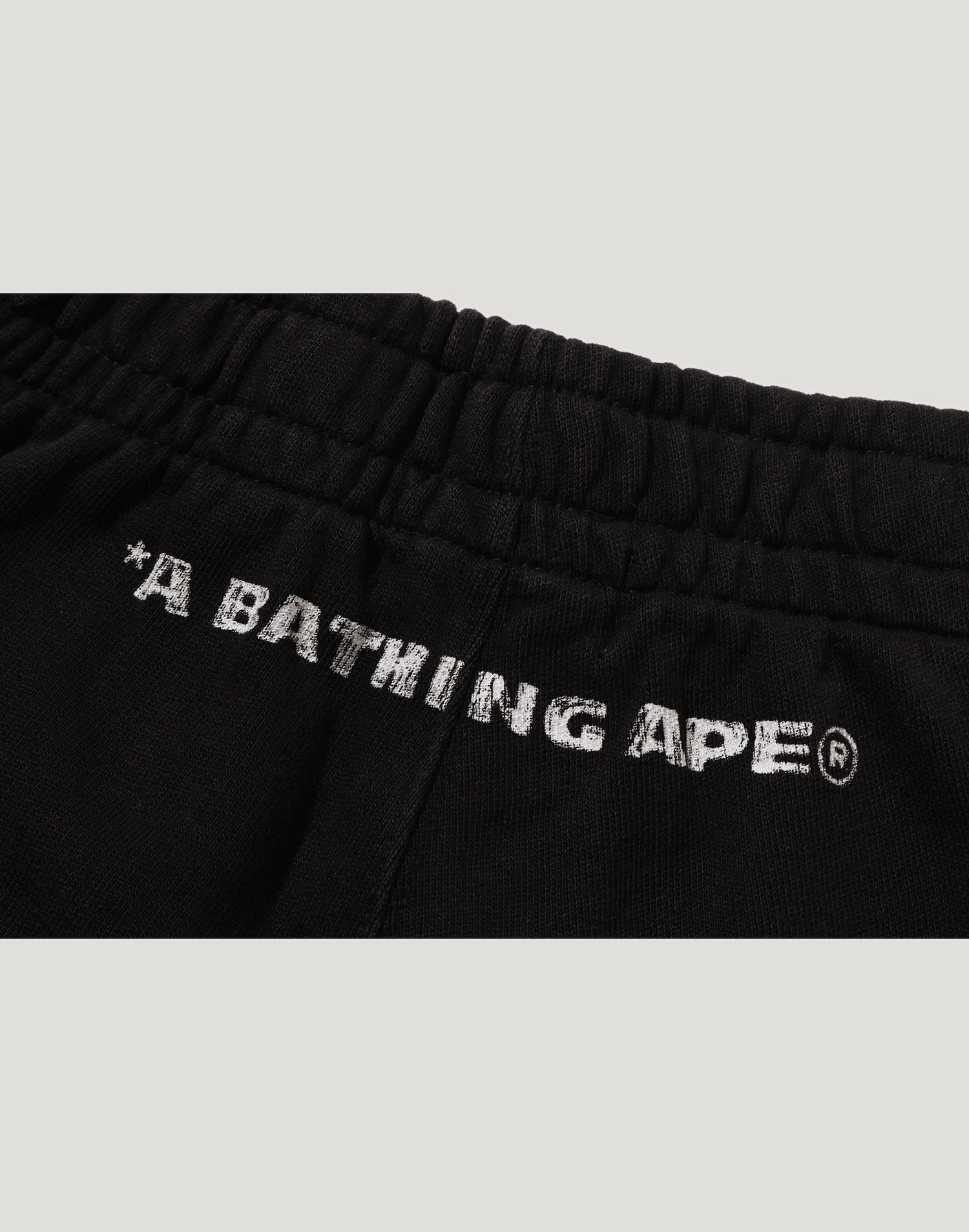 HEAVY WASH HAND DRAW FOOTBALL LOGO RELAXED FIT SWEAT SHORTS MENS