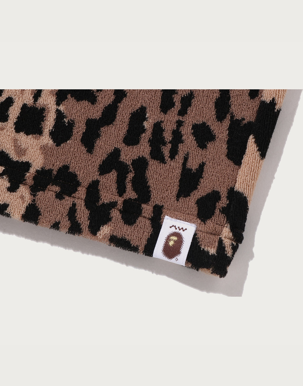 BAPE BY KAZUKI KURAISHI LEOPARD JACQUARD SHORTS MENS