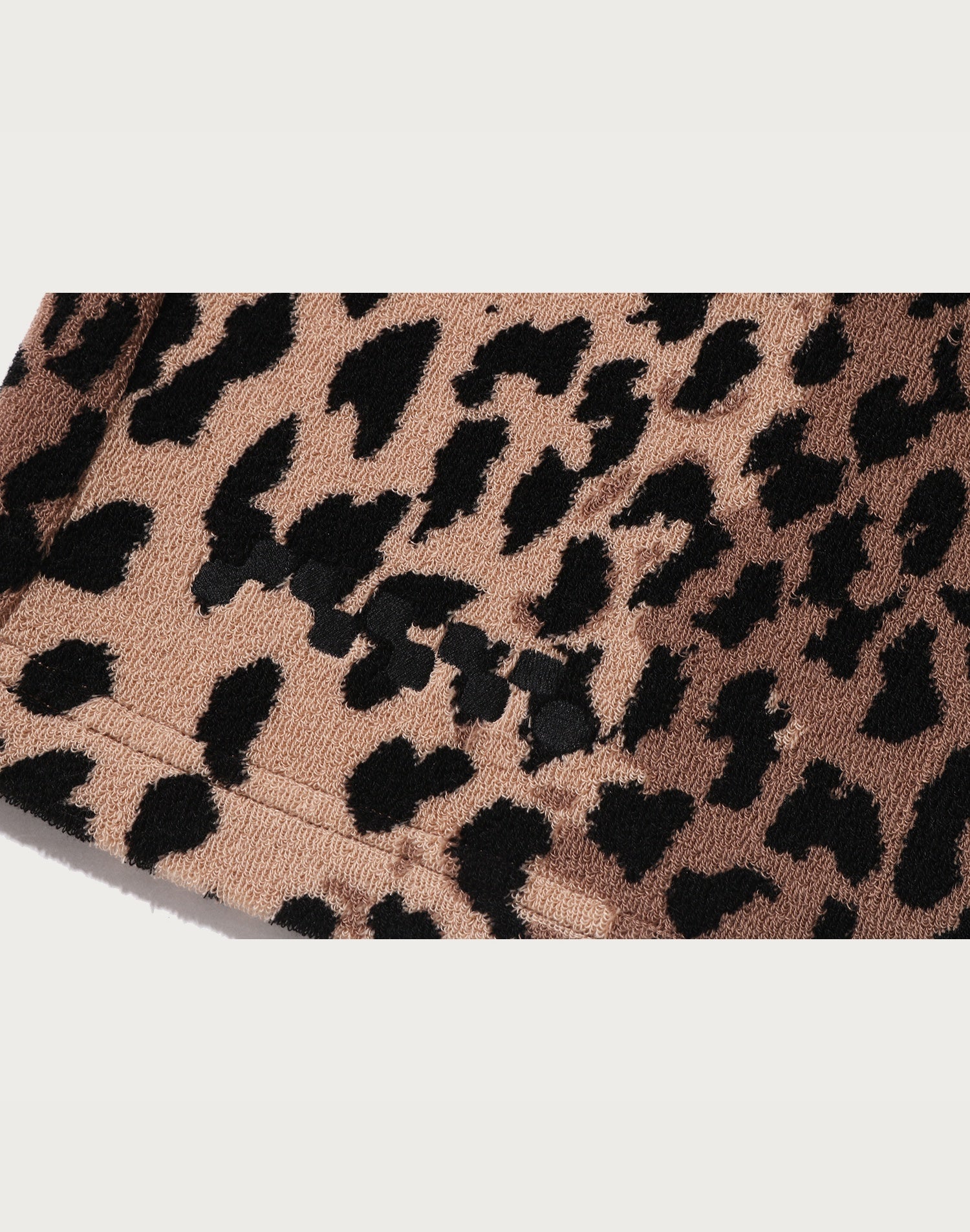 BAPE BY KAZUKI KURAISHI LEOPARD JACQUARD SHORTS MENS