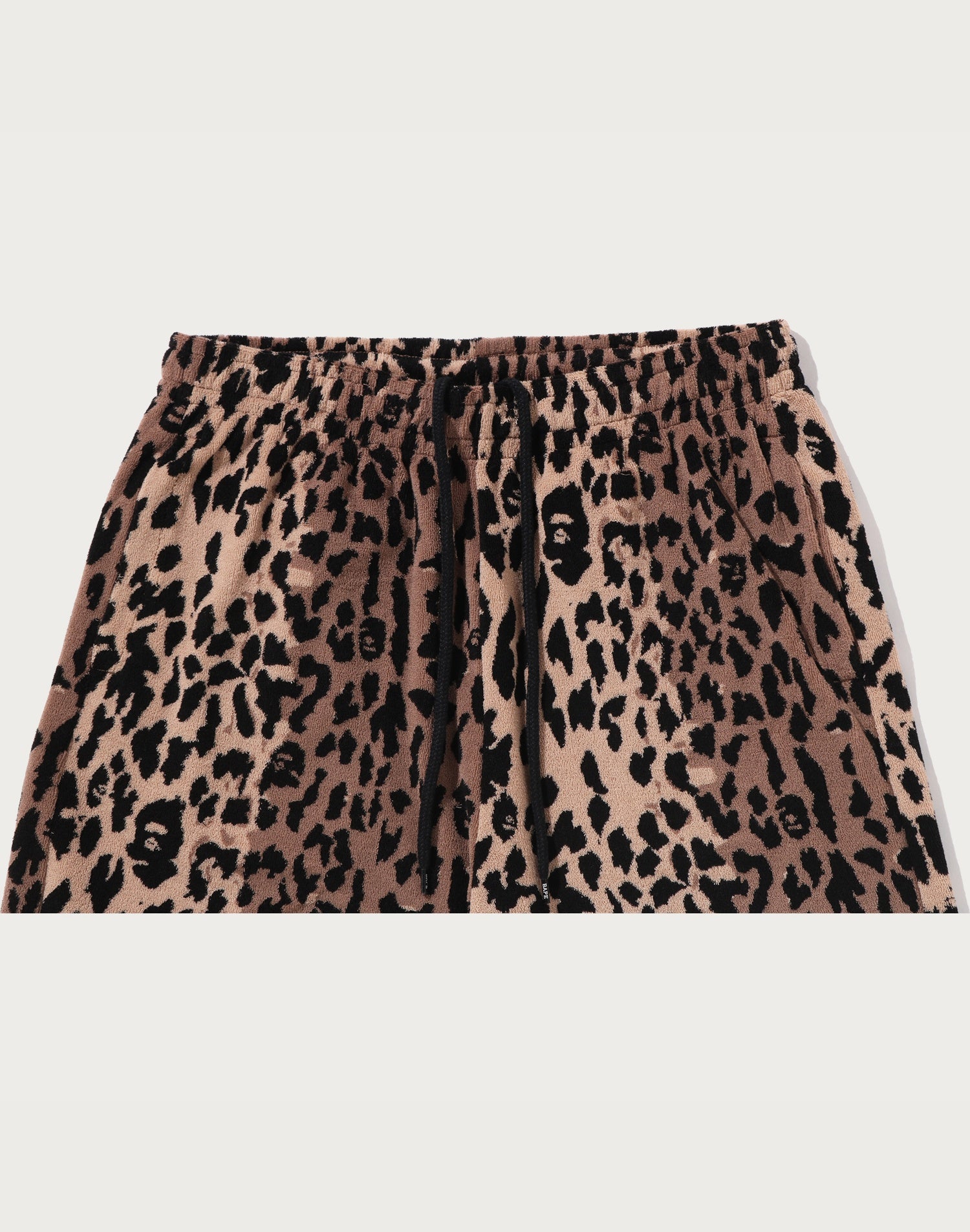 BAPE BY KAZUKI KURAISHI LEOPARD JACQUARD SHORTS MENS