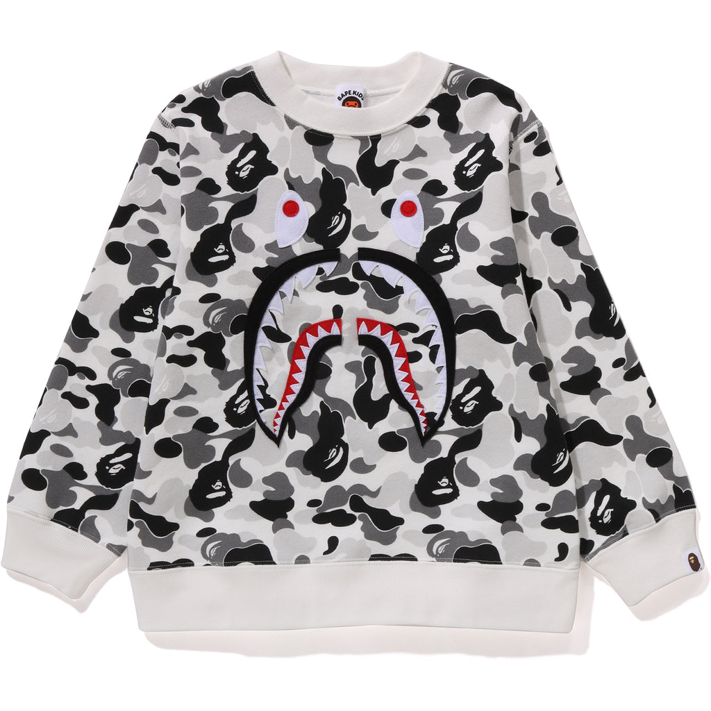 ABC CAMO SHARK PATCH CREWNECK KIDS | us.bape.com