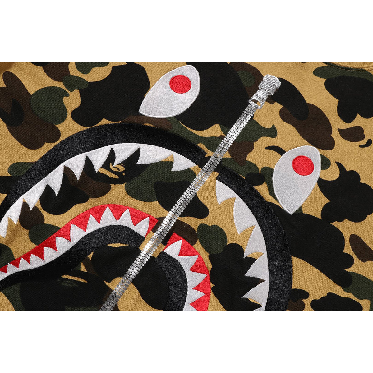 1ST CAMO SHARK CREWNECK MENS