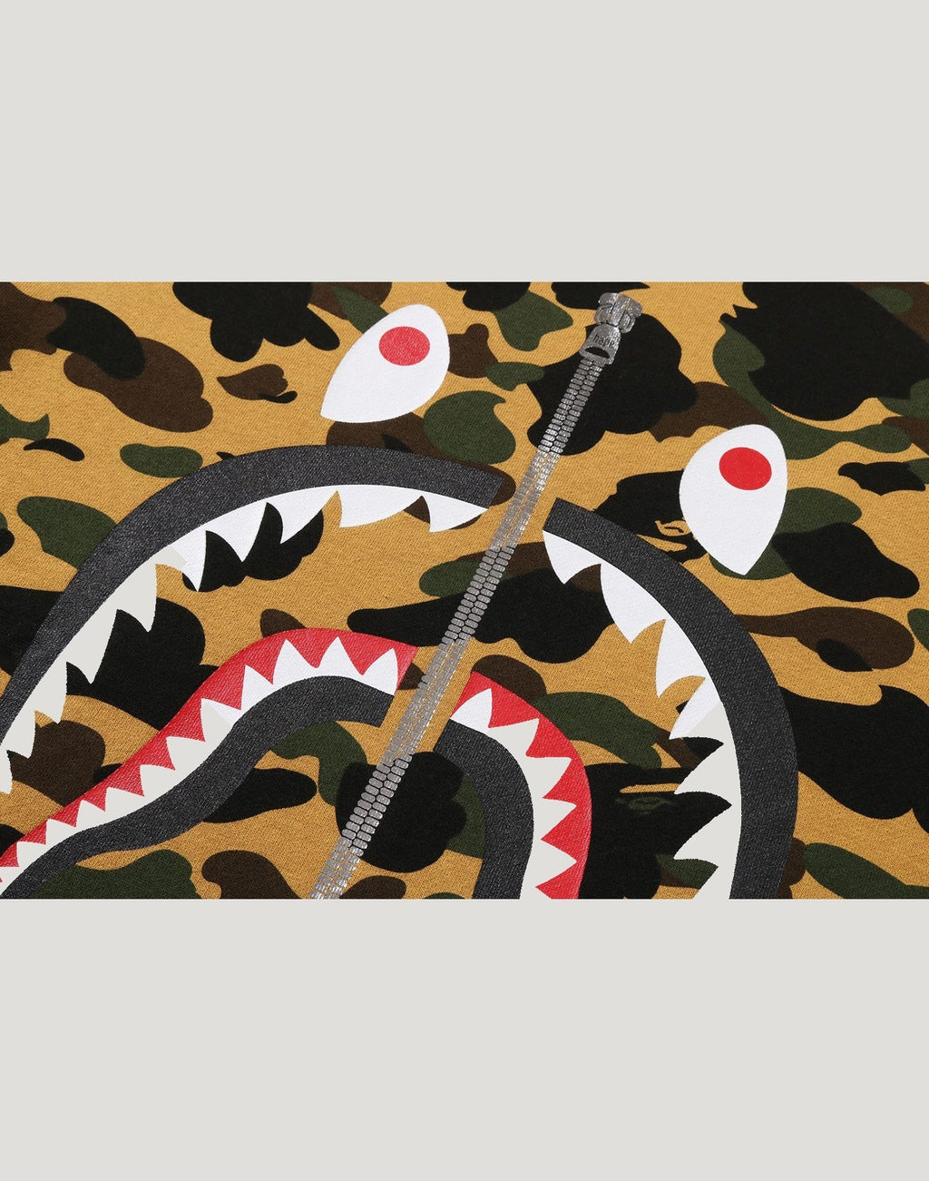 1ST CAMO SHARK CREWNECK SWEATSHIRT MENS