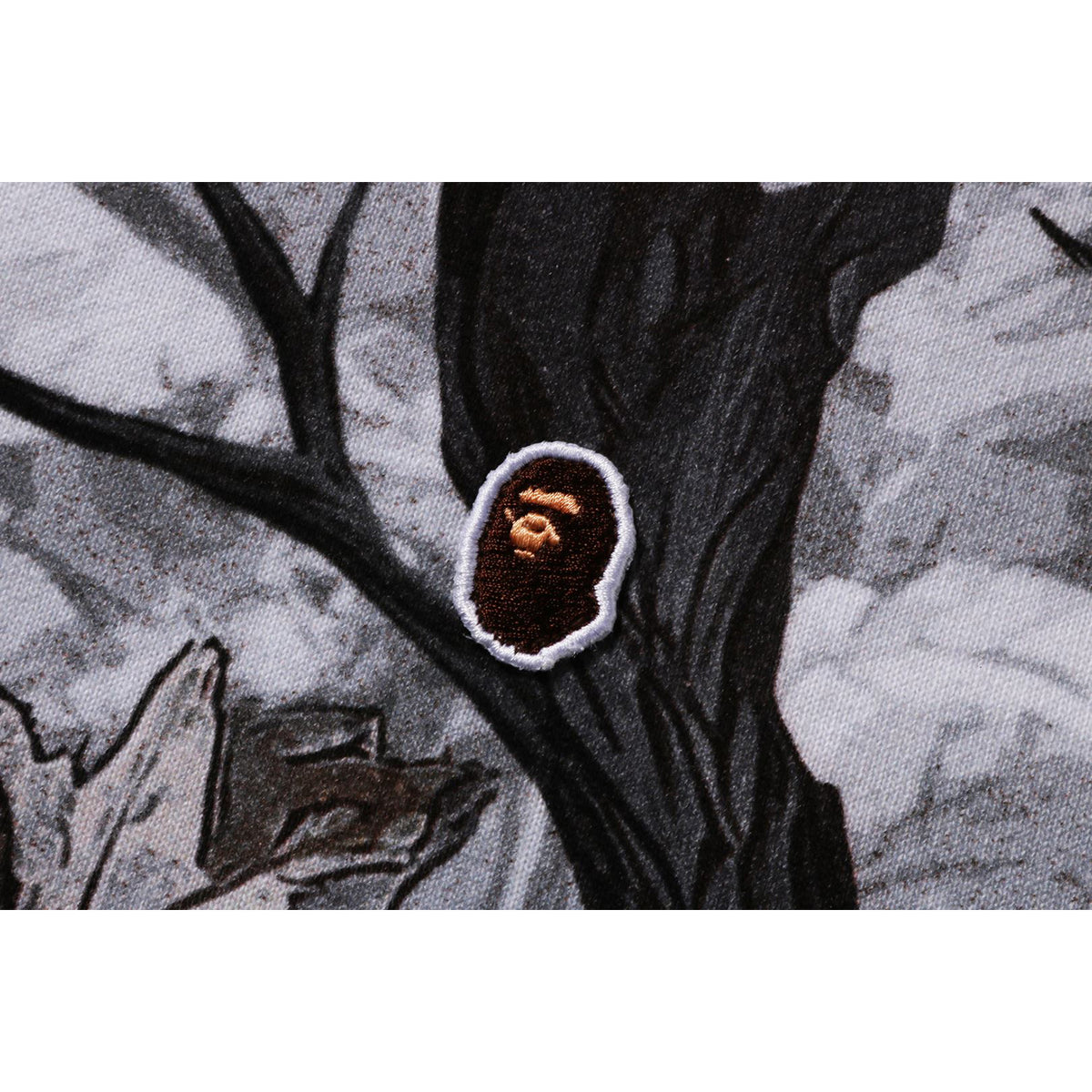 TREE EDGE CAMO CREWNECK SWEATSHIRT LADIES