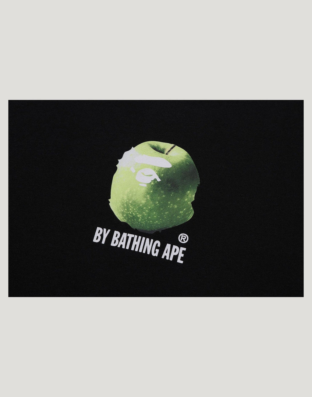 APPLE GRAPHIC BY BATHING APE RELAXED FIT TEE MENS