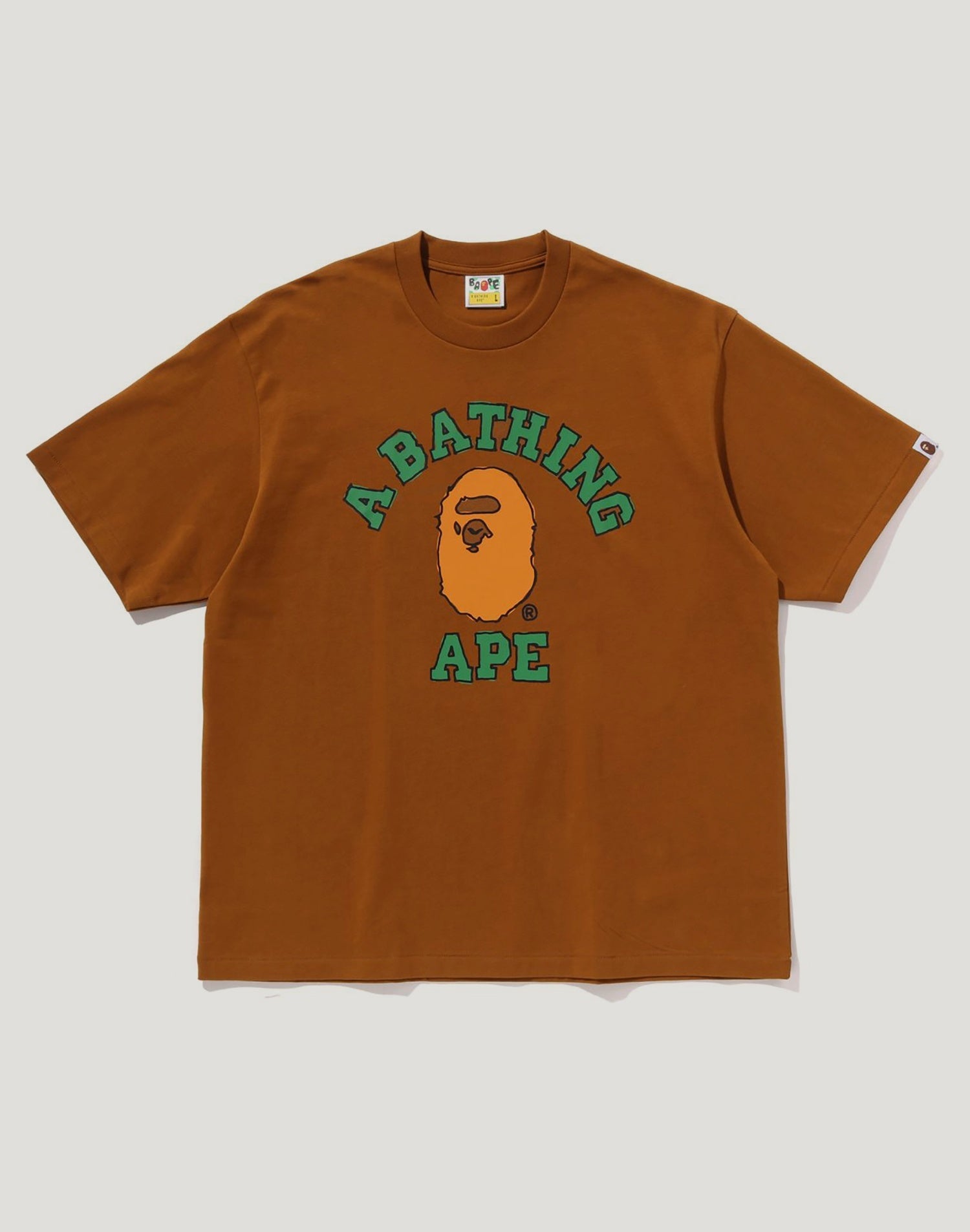 HAND DRAWN COLLEGE RELAXED FIT TEE MENS