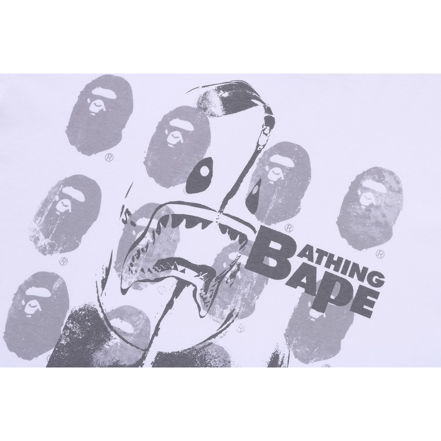 【A BATHING APE】SPRAY PRINT BATHING APE LOGO RELAXED FITTEE SPRAY PRINT MULTI LOGO RELAXED FIT TEE MENS – us.bape.com