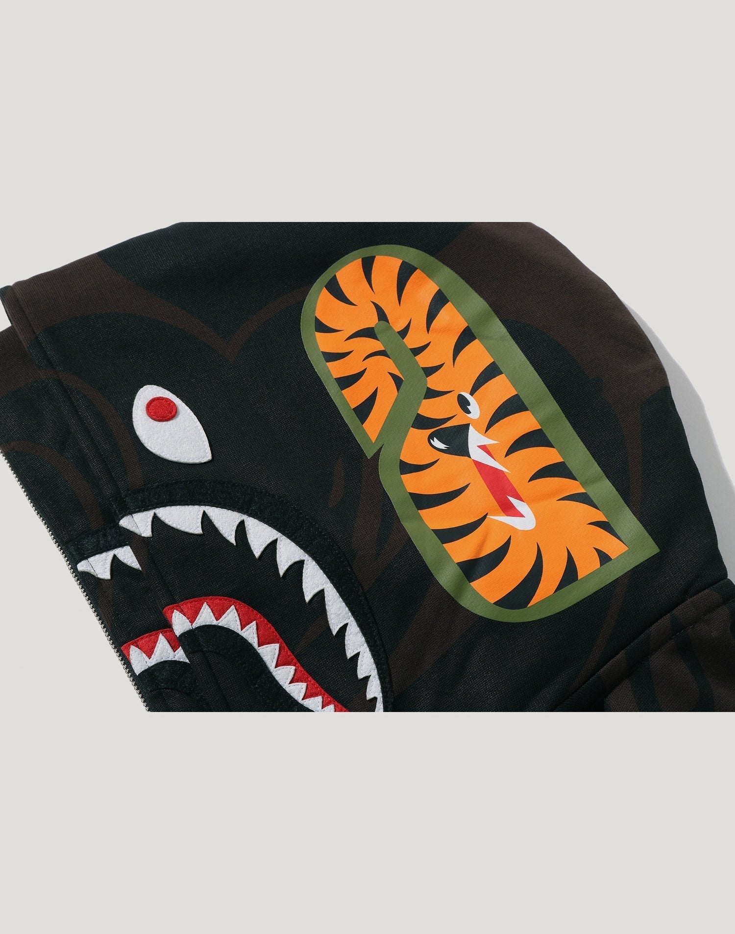 BAPE US BLACK FRIDAY SOLID CAMO DOUBLE SHARK FULL ZIP HOODIE MENS