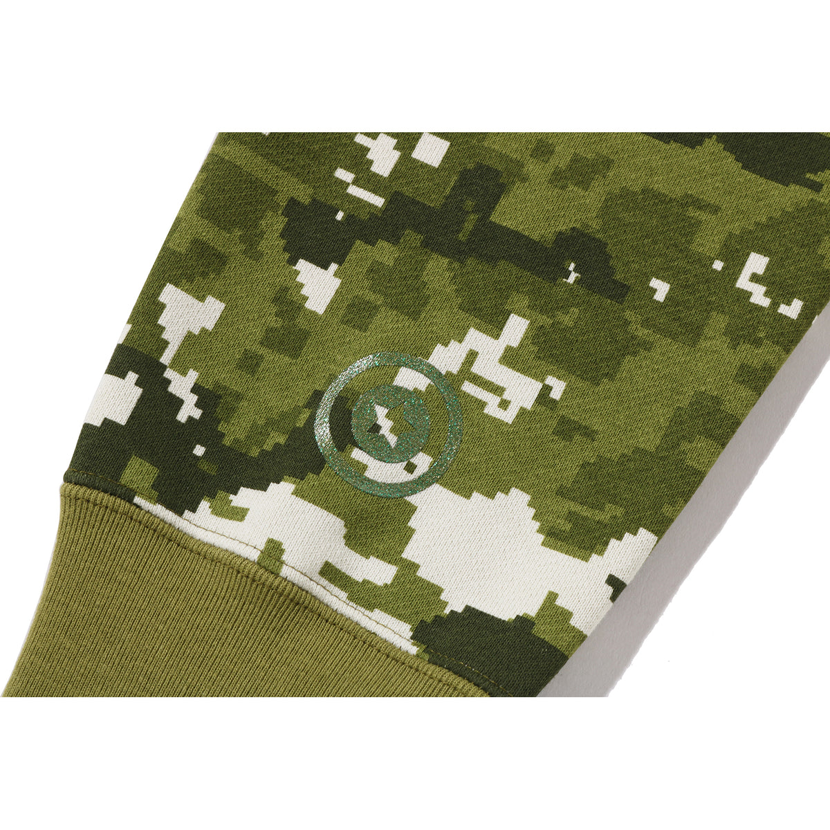 MULTI PIXEL CAMO SHARK FULL ZIP HOODIE LADIES