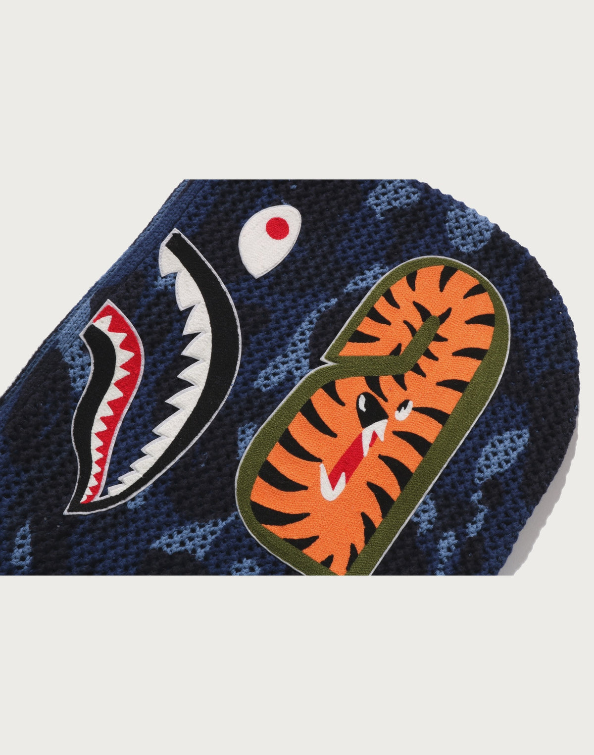 COLOR CAMO CROCHET RELAXED FIT SHARK FULL ZIP HOODIE MENS