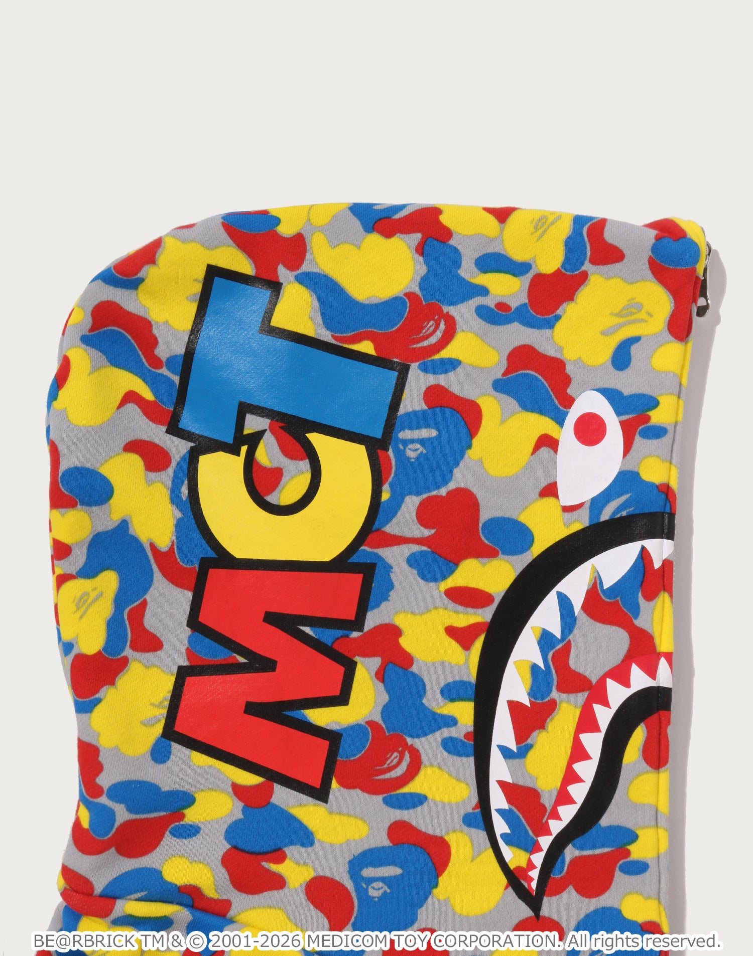 MEDICOM TOY 30TH ANNIV. BE@R SHARK FULL ZIP REVERSIBLE HOODIE MENS