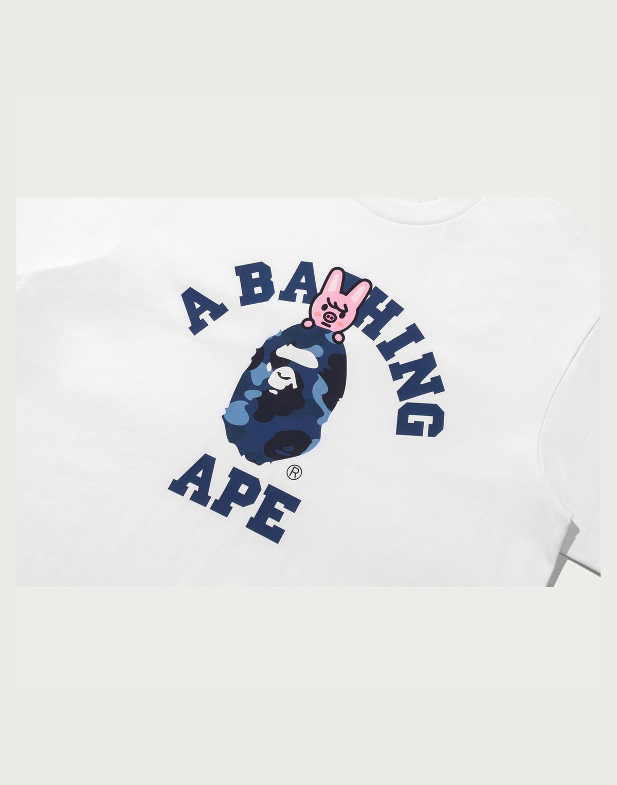BAPE X STRAYKIDS DWAEKKI COLLEGE TEE LADIES