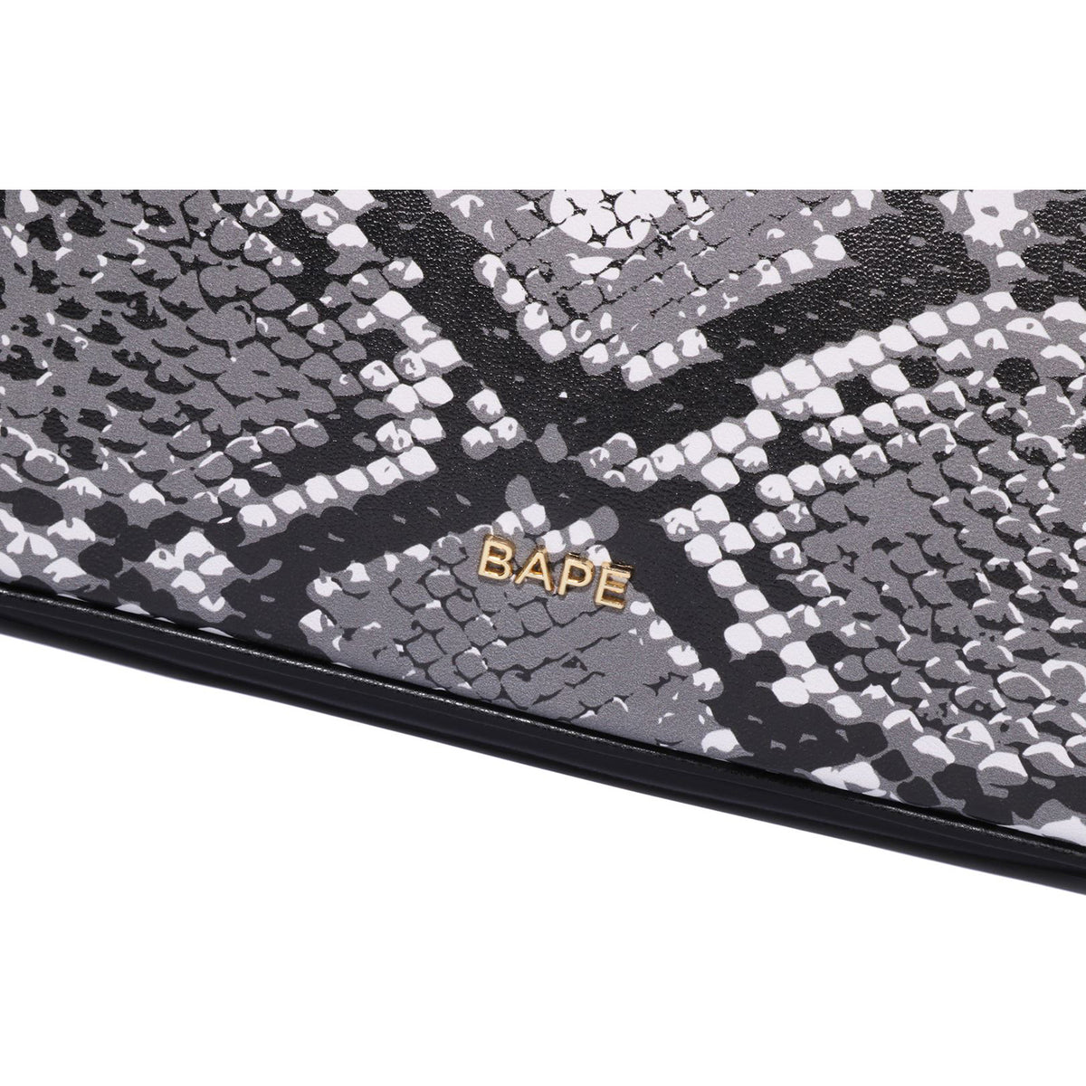 BAPE SNAKE PATTERN HAND BAG LADIES